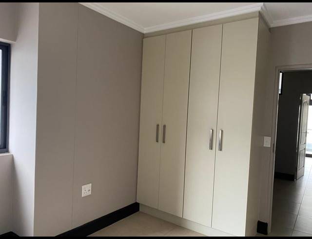 3 BEDROOM APARTMENT FOR SALE IN UMHLANGA RIDGE